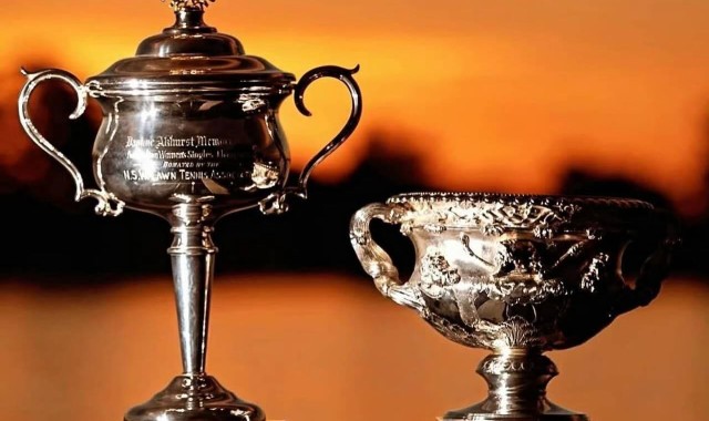 世界杯比赛在线观看平台-男单上半区四强产生，皆是三盘直落！