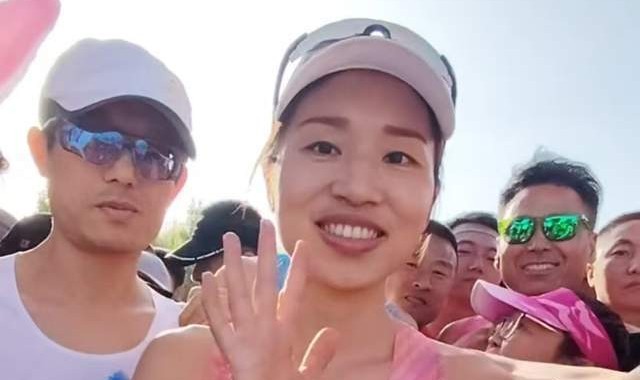 世界杯客户端升级说明-张水华失败原因揭晓：自曝左脚趾扭伤，不擅半马也不喜欢激进跑法|马拉松|朱卿|比赛|柳州|耐受力_新浪体育_新浪新闻