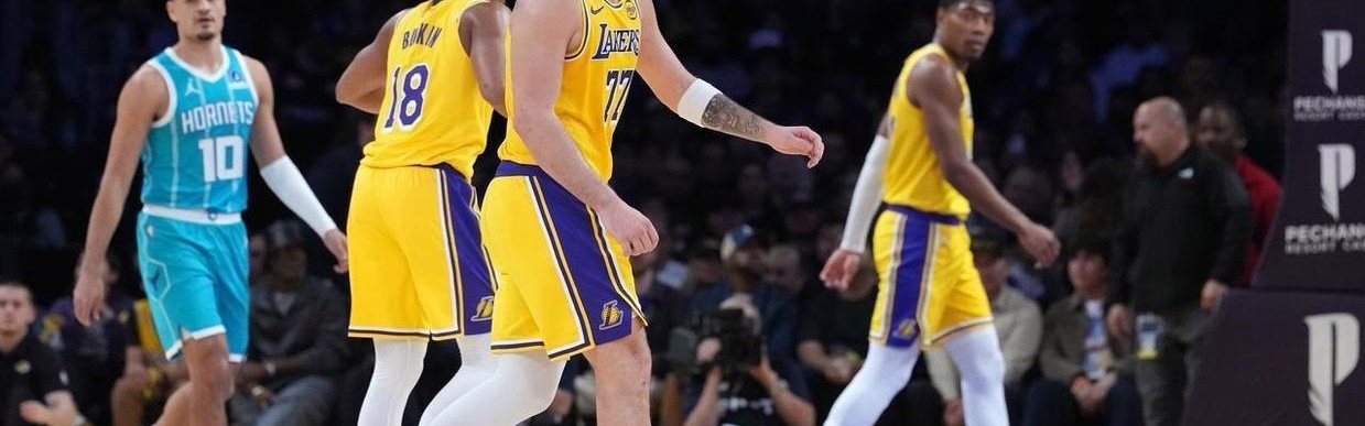 世界杯客户端升级说明-爆冷！湖人惨败东部鱼腩！詹姆斯创历史第一，东契奇空砍39分4助